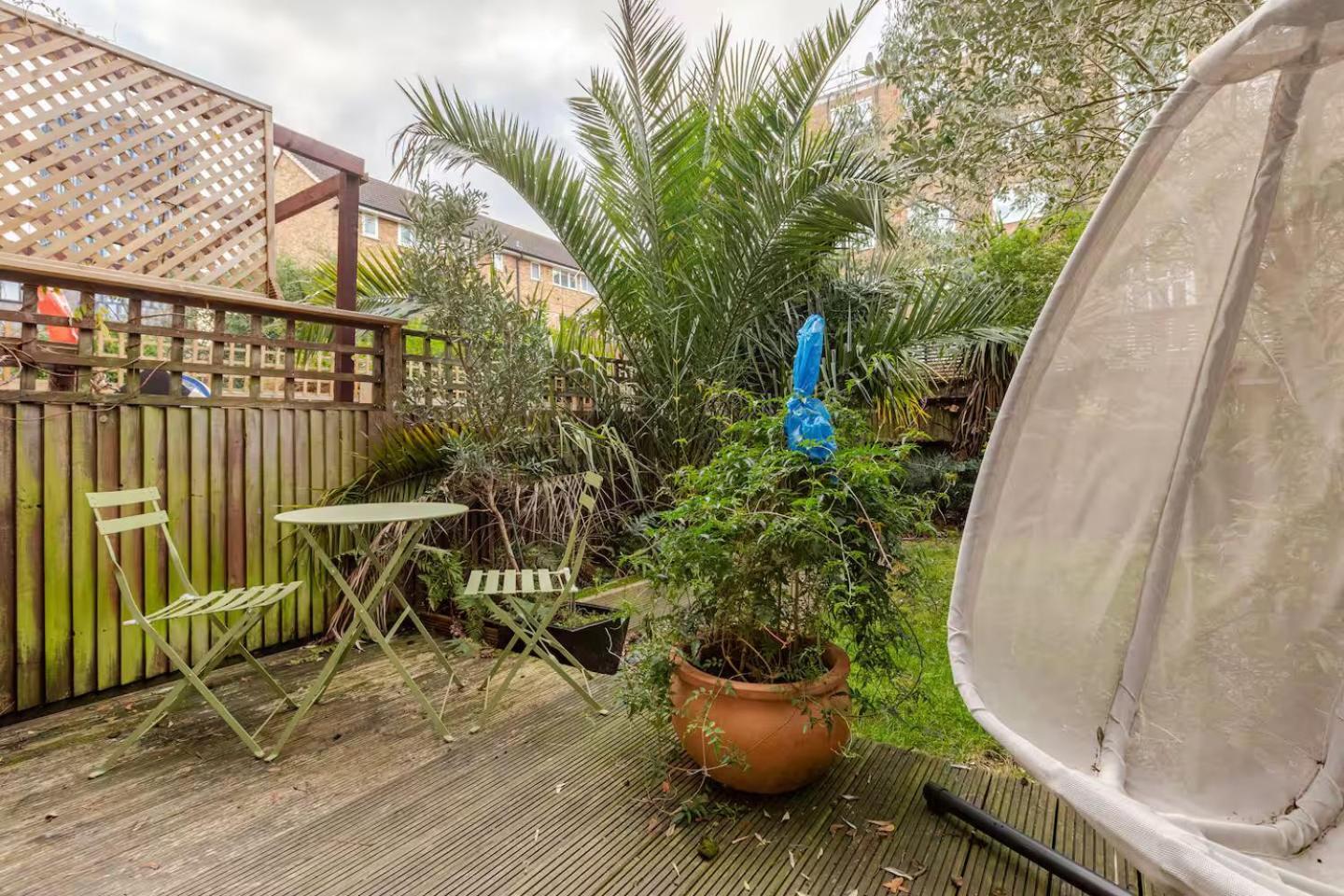 ロンドンCharming 2-Bed Garden Flatアパートメント エクステリア 写真