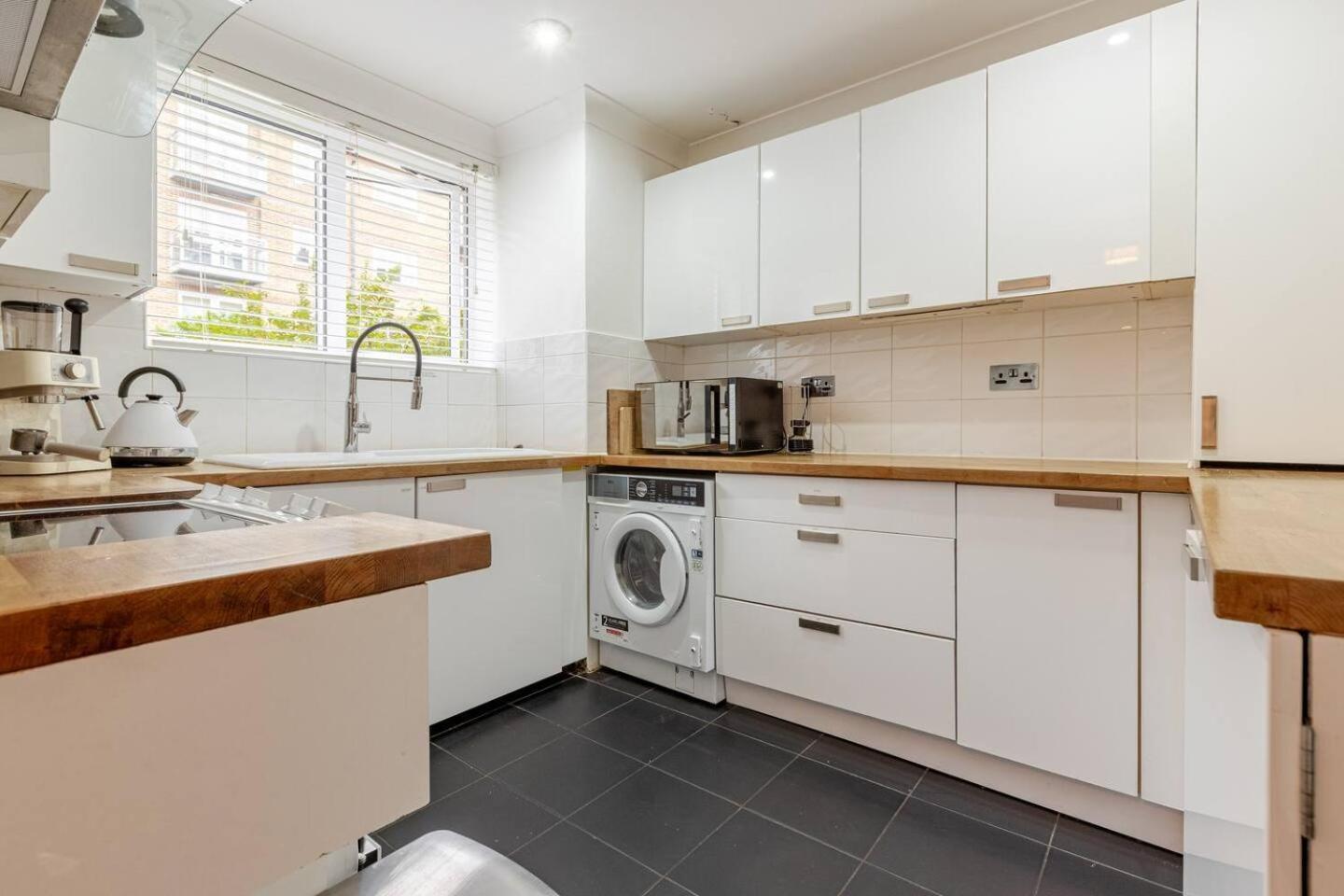 ロンドンCharming 2-Bed Garden Flatアパートメント エクステリア 写真