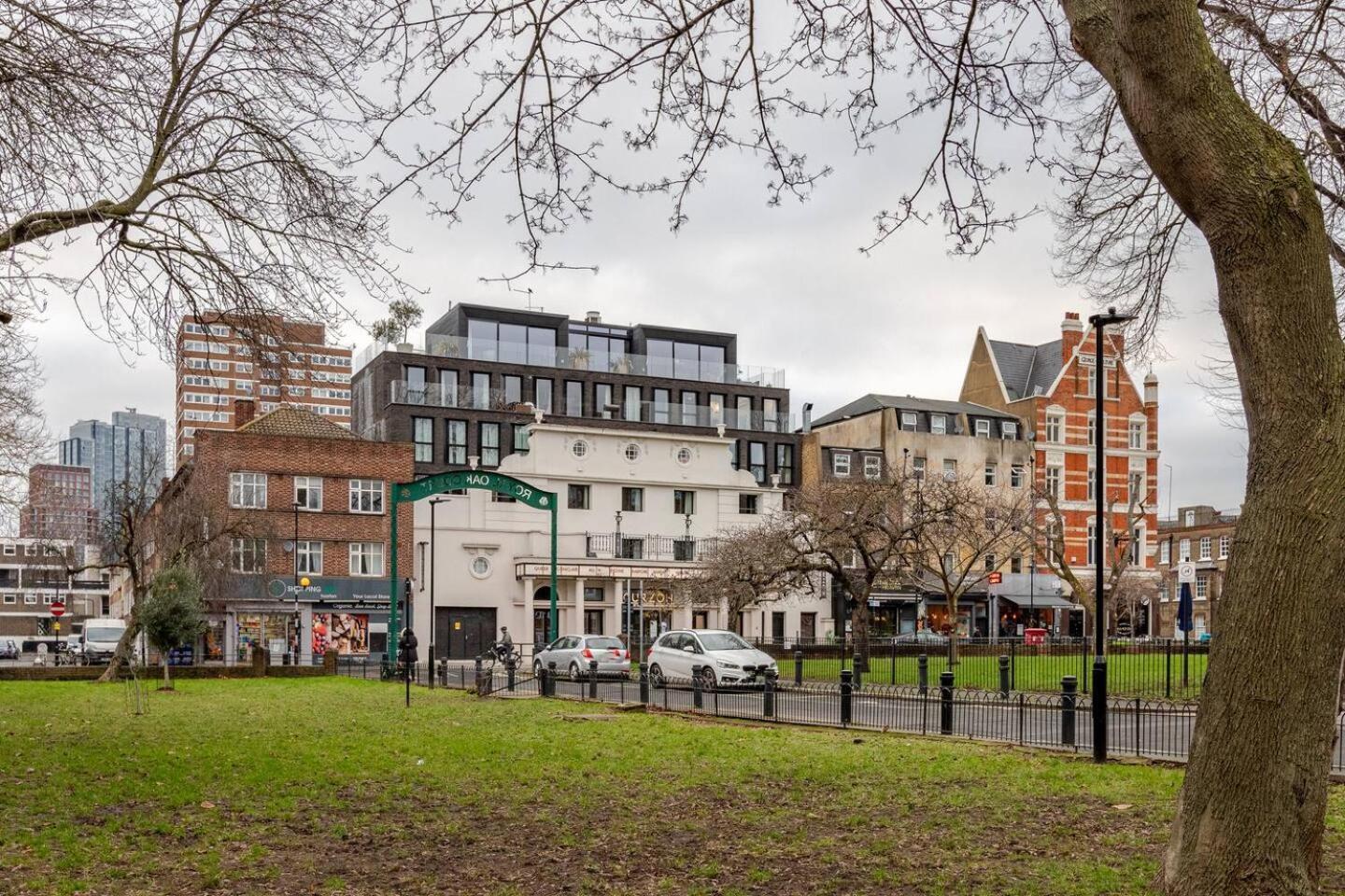 ロンドンCharming 2-Bed Garden Flatアパートメント エクステリア 写真
