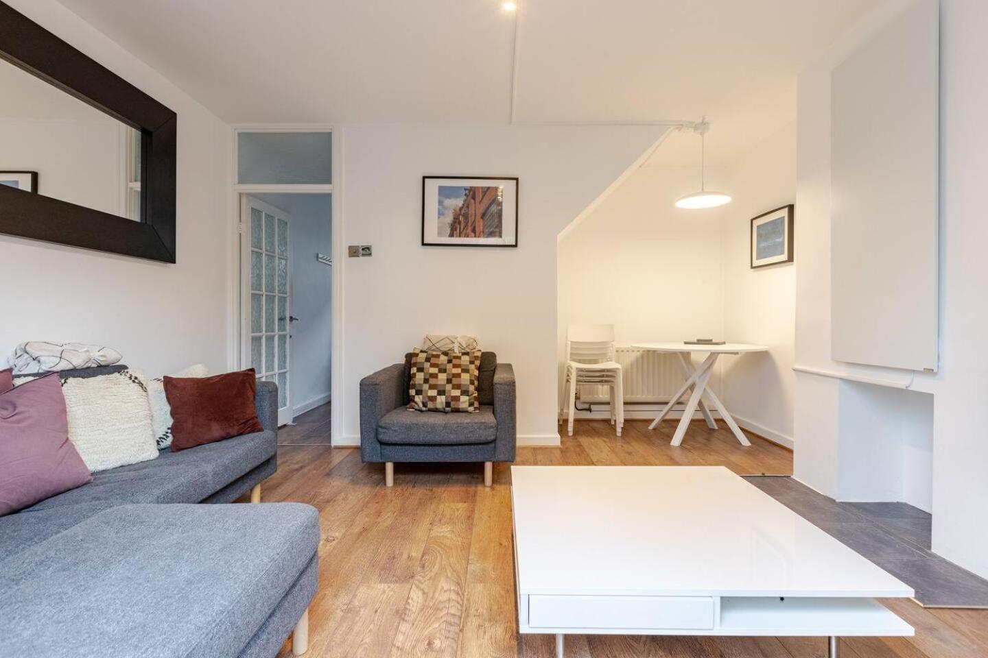 ロンドンCharming 2-Bed Garden Flatアパートメント エクステリア 写真